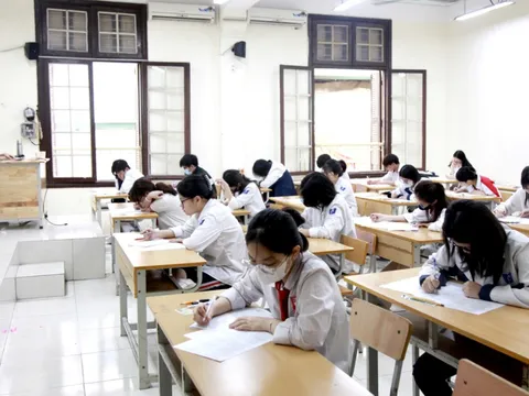 Thay đổi cách tính điểm xét tốt nghiệp THPT từ năm 2025