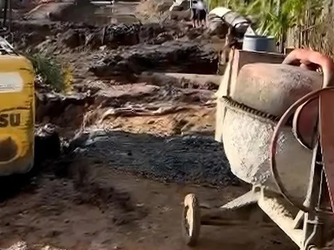 Vĩnh Long: Sẽ đẩy nhanh tiến độ thi công kè chống sạt lở bờ sông Cái Vồn?