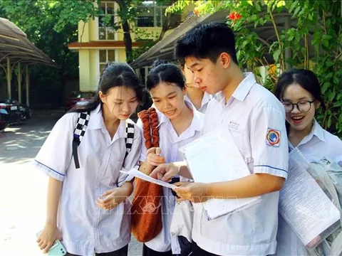 Thi tốt nghiệp THPT 2025: Điều chỉnh kịp thời, phù hợp với Chương trình mới