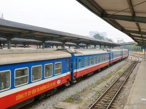 Tạm dừng chạy tuyến đường sắt Hà Nội - Lào Cai đến ngày 22/9