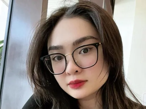 Thiện Nhân lần đầu lên tiếng về tin đồn bỏ nhà đi 'vì bị bố mẹ ngăn cấm chuyện tình cảm'