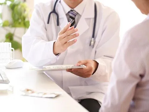 Trường hợp về hưu trước tuổi vẫn hưởng 75% lương