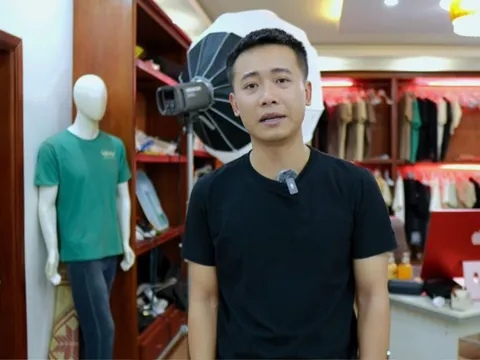 Vụ thành viên team châu Phi cầm tiền bỏ trốn: Quang Linh Vlogs lên tiếng