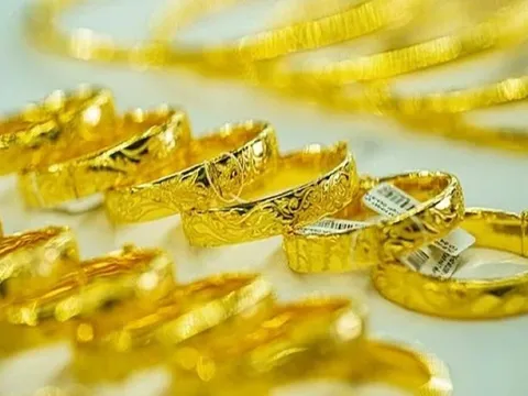 Giá vàng hôm nay (5/10): Vàng nhẫn vẫn đang là tâm điểm khi tăng dồn dập