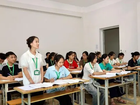 Hàng nghìn sinh viên sư phạm Tuyên Quang mong mỏi nhận hỗ trợ theo Nghị định 116