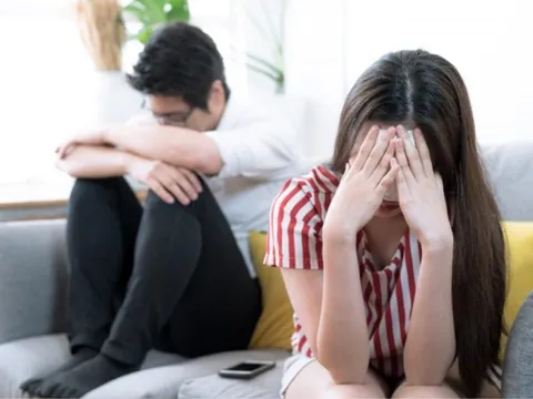 Phát hiện hai con khác nhóm máu, người bố âm thầm xét nghiệm ADN và cái kết ngậm ngùi