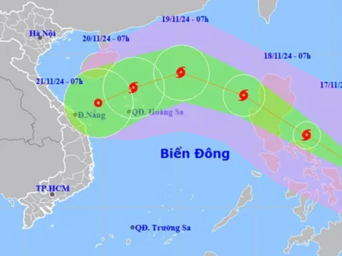 Bão số 10 Man-yi đạt cấp siêu bão, miền Trung mưa lớn
