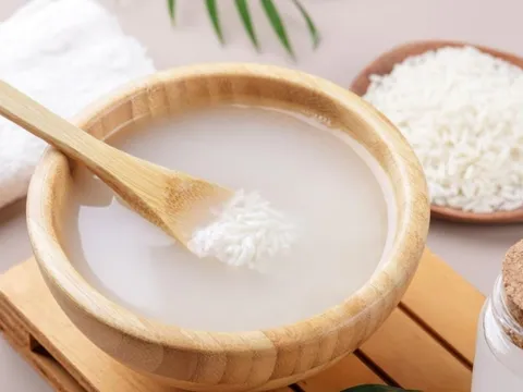 4 công thức dưỡng da 'bất bại' từ nước vo gạo