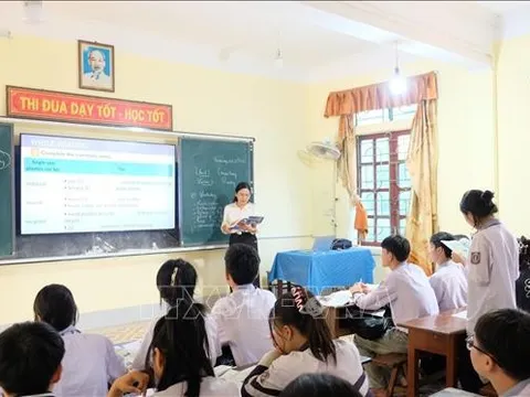 Đổi mới dạy học môn Ngoại ngữ cho kỳ thi tốt nghiệp trung học phổ thông 2025