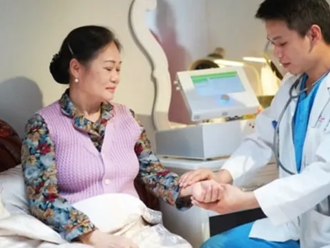Khám chữa bệnh tại nhà có thể được bảo hiểm y tế chi trả