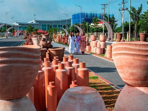 Vĩnh Long: Festival Gạch gốm đỏ - Kinh tế xanh lần I thành công tốt đẹp