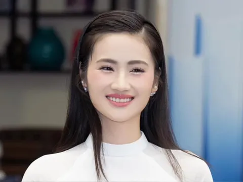 Hoa hậu Ý Nhi lại thẩm mỹ, xoá điểm đặc trưng nhất ở gương mặt