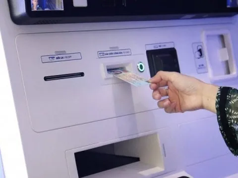 Những trường hợp bị dừng giao dịch, rút tiền từ năm 2025