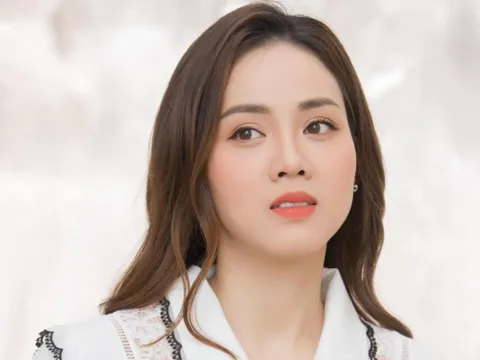 Vợ Công Lý nói đúng một câu khi chồng bị bình luận kém duyên