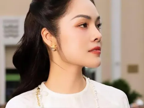 Dương Cẩm Lynh gặp stress sau biến cố nợ nần