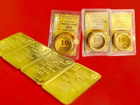 Giá vàng hôm nay (26/12): Gây bất ngờ