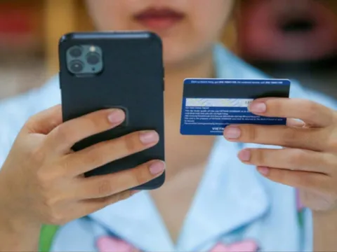 Kể từ 1/1/2025, điều gì sẽ xảy ra nếu khách hàng chưa cập nhật sinh trắc học?