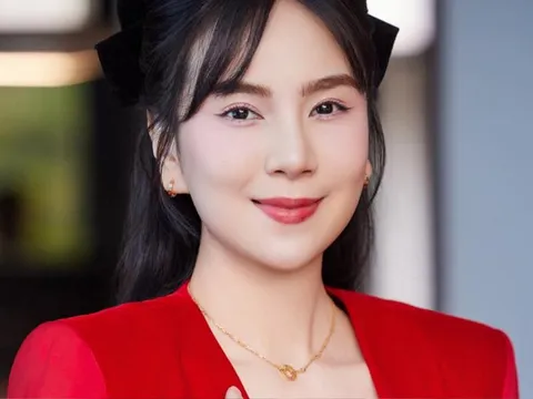 MC Mai Ngọc lên xe hoa lần 2