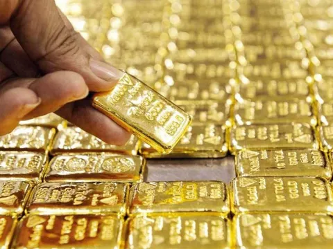 Giá vàng hôm nay (8/1): Tăng vọt
