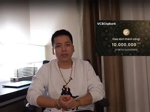 Khoa Pug ủng hộ 10 triệu đồng cho vợ nam shipper bị đánh tử vong ở Đà Nẵng