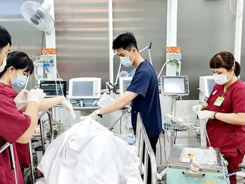 Đảm bảo trực cấp cứu, điều trị y tế, phòng chống dịch bệnh trong dịp Tết