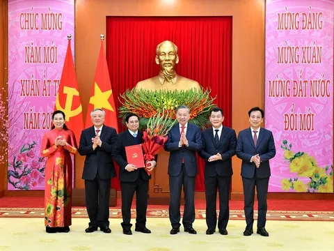 Bộ Chính trị chỉ định đồng chí Phạm Minh Chính giữ chức Bí thư Đảng ủy Chính phủ