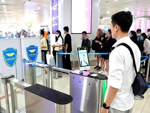 Trong năm 2025 các sân bay, bến cảng ứng dụng công nghệ sinh trắc, VneID