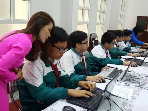 Hà Nội yêu cầu phổ cập kỹ năng dùng dịch vụ công trực tuyến cho học sinh, sinh viên
