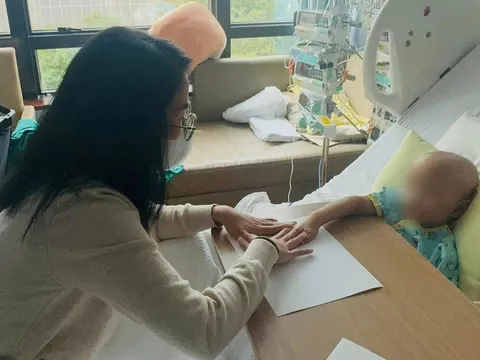 Chia sẻ mới nhất của mẹ bé Bắp về tình trạng sức khoẻ con trai