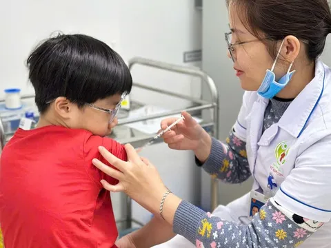 Số ca mắc sởi ở Hà Nội giảm song vẫn ở mức cao