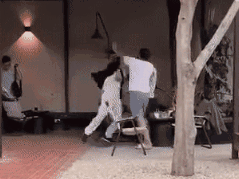 Diễn biến mới vụ clip người giống ông Đặng Lê Nguyên Vũ đánh nhau ở quán cà phê