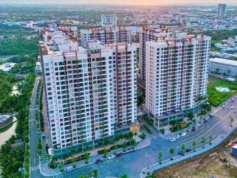 Cơn sốt giá thuê chung cư ở Hà Nội: Lương tháng chỉ đủ trả tiền nhà!