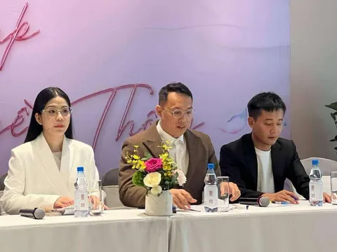 Bị phản ứng dữ dội, Chị Em Rọt mở họp báo hứa hoàn tiền