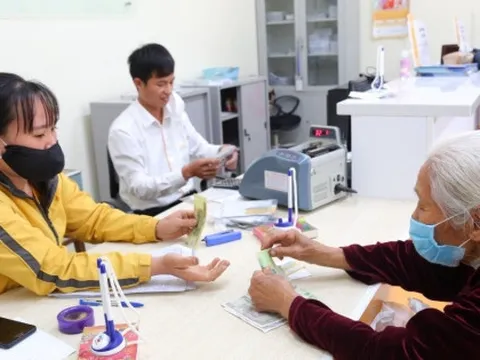 Thay đổi lịch chi trả lương hưu, trợ cấp tháng 4