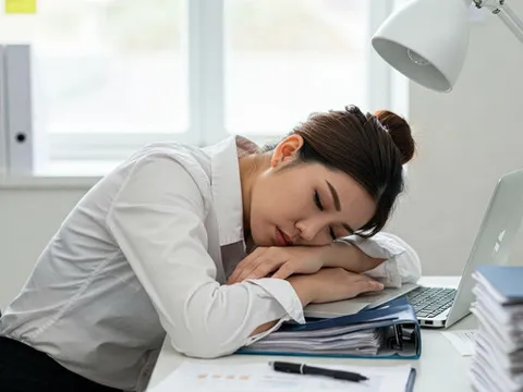 Ngủ trưa có thực sự tốt cho sức khỏe?