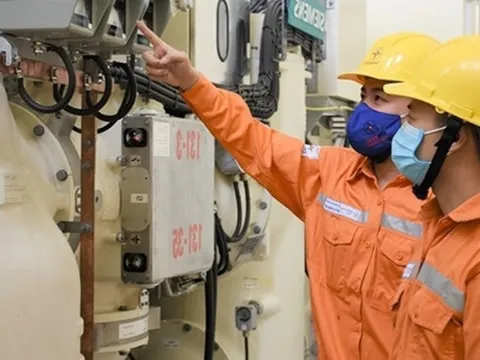 Mức giá bán lẻ điện bình quân tối đa là 2.444,09 đồng/kWh