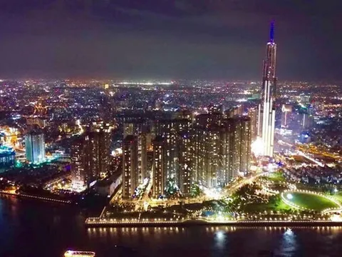 Việt Nam vượt mốc 5.000 triệu phú USD, lọt top quốc gia giàu nhanh nhất thế giới