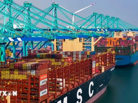 Phản ứng của Trung Quốc sau khi Nhà Trắng thông báo tăng thuế lên 245%