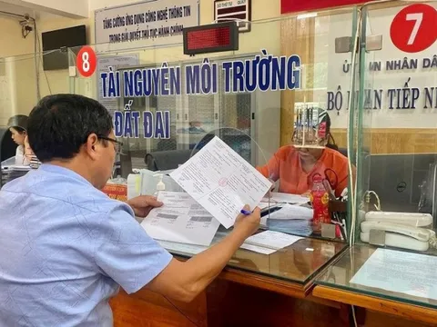 Tiến tới bỏ công chứng, xác nhận độc thân trong giao dịch nhà đất, ô tô