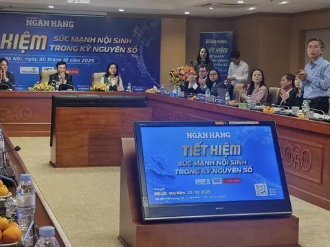 Tiền gửi dân cư tại ngân hàng cán mốc gần 8 triệu tỷ đồng