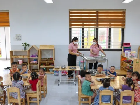 Giảm thiểu nguy cơ xảy ra ngộ độc thực phẩm học đường và bếp ăn tập thể