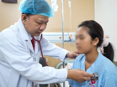 Cảnh báo trẻ ho kéo dài, khó thở có thể là dấu hiệu u trung thất