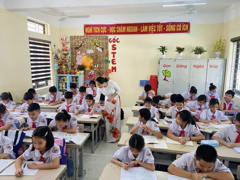 Bộ Nội vụ đề nghị không quy định hệ số lương đặc thù đối với nhà giáo