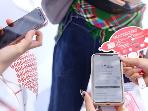 Nâng hạn mức giao dịch qua ví điện tử cá nhân lên 300 triệu đồng/tháng