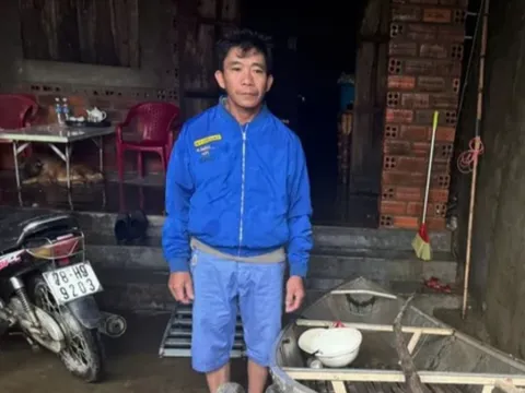 Chân dung 'người hùng' cứu hơn 40 người bị mắc kẹt do mưa lũ ở Đắk Lắk