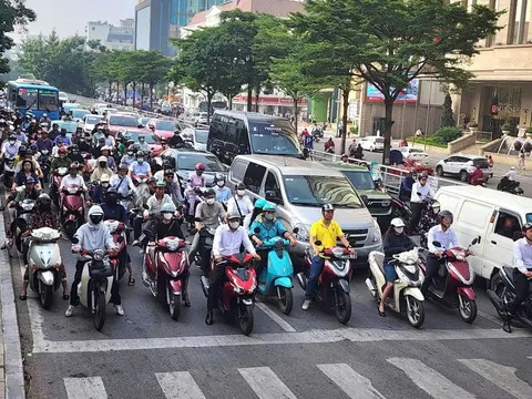 Dự kiến lộ trình thí điểm cấm xe máy xăng ở Hà Nội