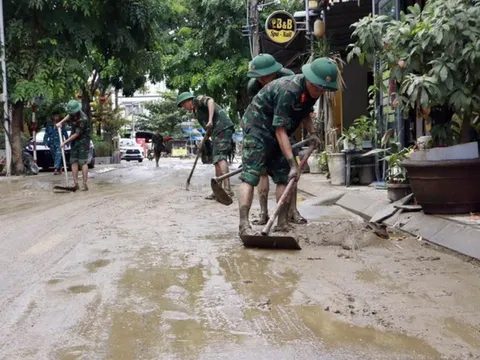 Quân đội sẵn sàng phương án "4 tại chỗ" ứng phó với mưa lũ khu vực miền Trung