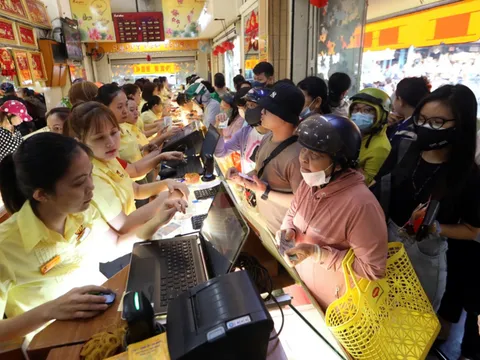 Yêu cầu NHNN Việt Nam khẩn trương đề xuất thành lập Sàn giao dịch vàng quốc gia