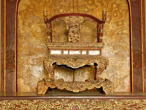Phó Thủ tướng chỉ đạo xử lý vụ việc bảo vật quốc gia "Ngai vua triều Nguyễn" bị phá hoại