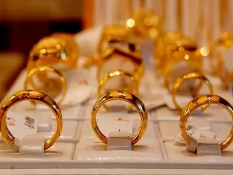 Giá vàng hôm nay (11/11): Tăng cực mạnh